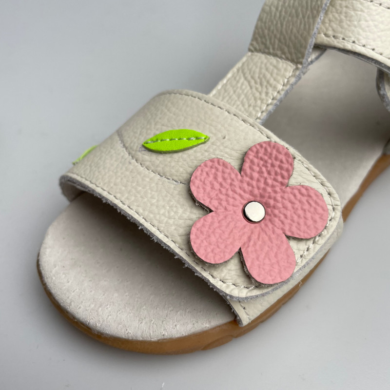 Гибкие сандалии и натуральной кожи MEOW KiDS Flower MK-L1